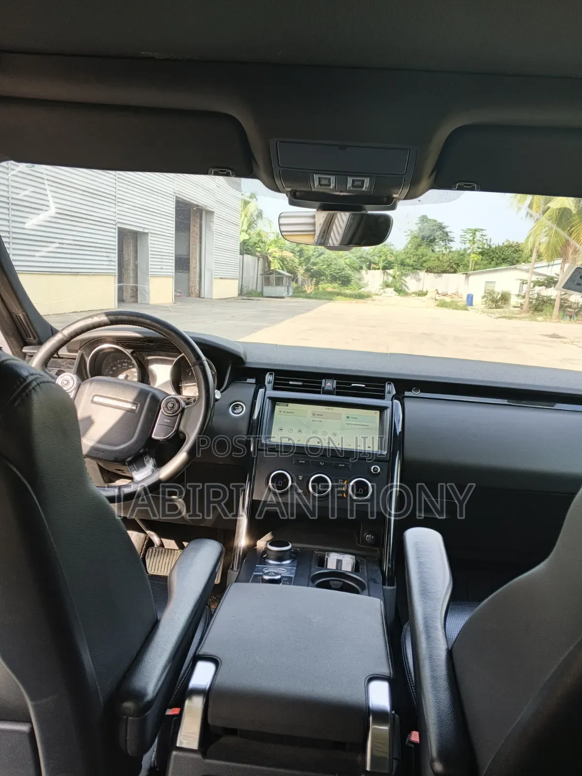 Land Rover Discovery 2018 Gray