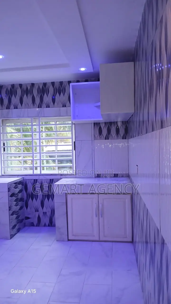2bdrm Apartment in Acp, Kwabenya for rent