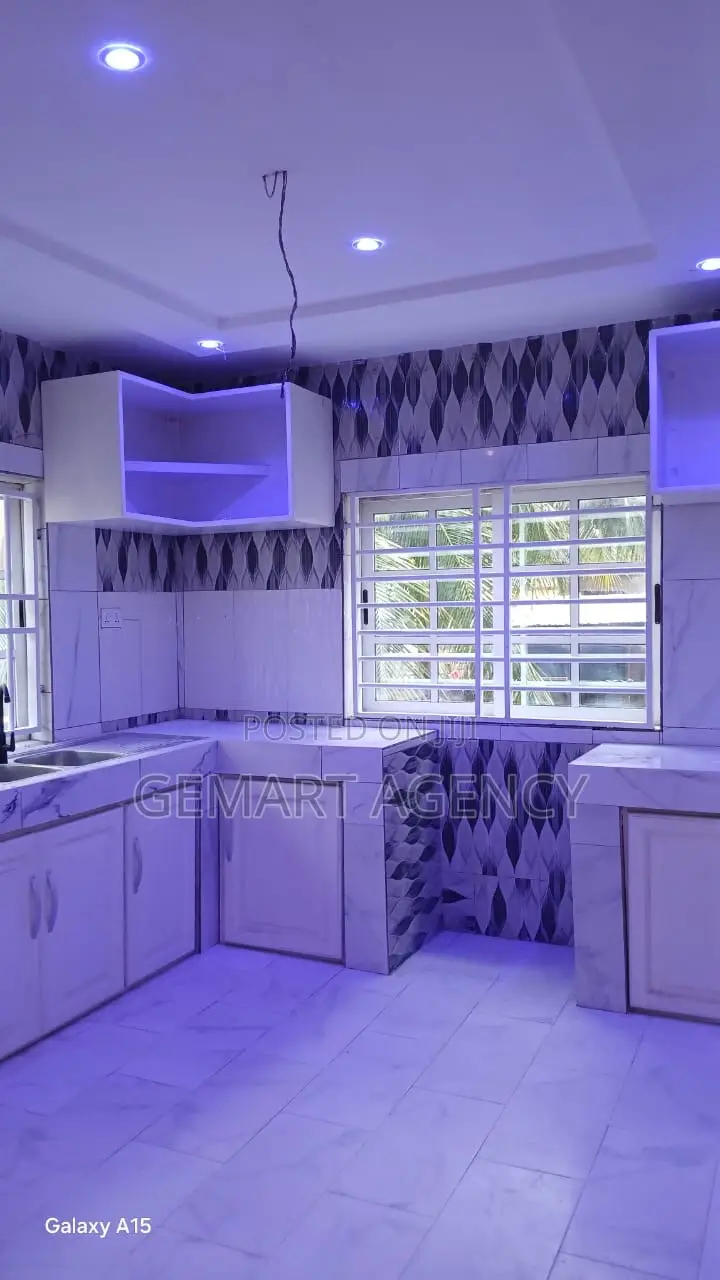 2bdrm Apartment in Acp, Kwabenya for rent