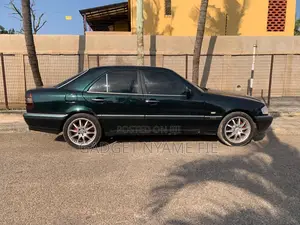 Mercedes-Benz C180 1997 Black