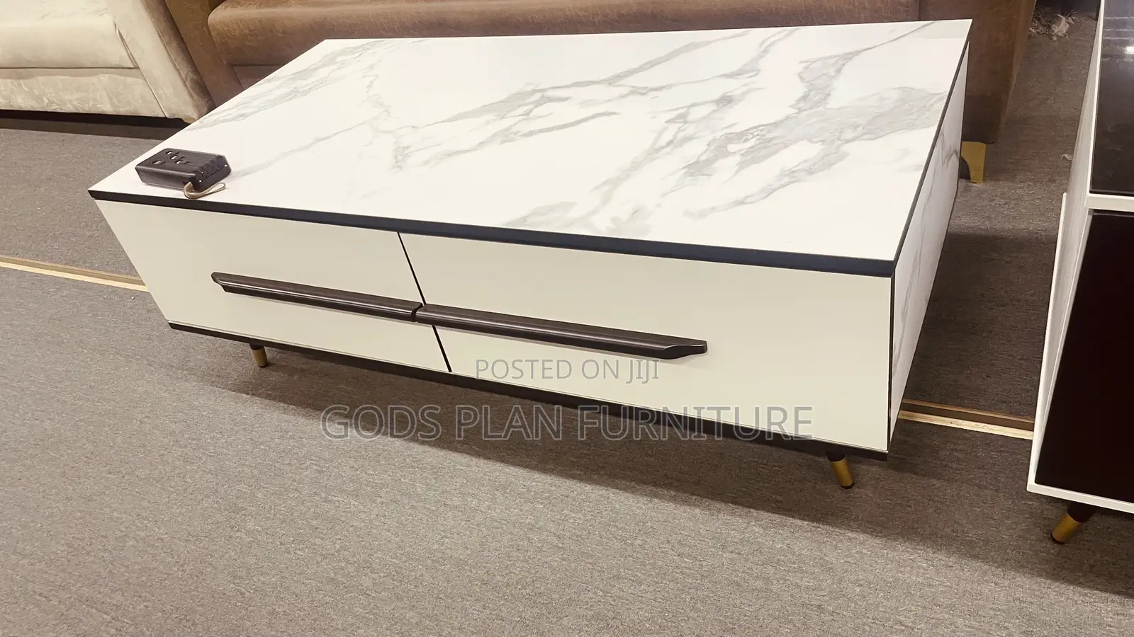 Center Table (204cj)