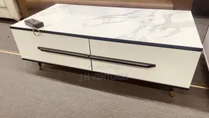 Center Table (204cj)