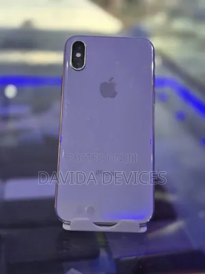 Apple iPhone X 64 GB White
