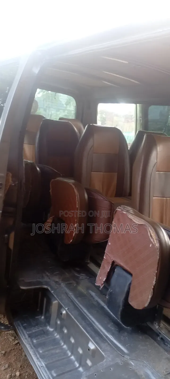 Nissan Caravan (Urvan) 1988 Silver