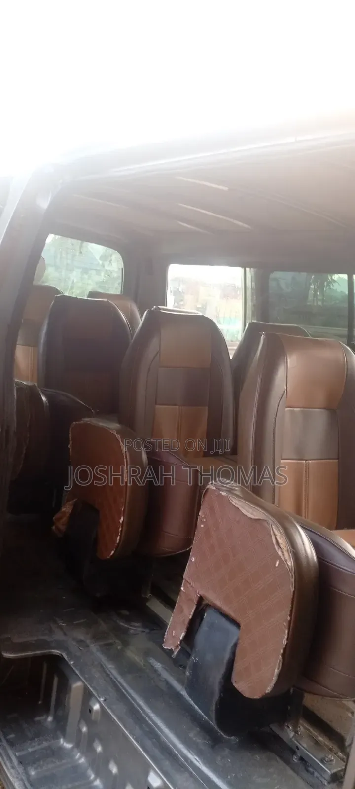 Nissan Caravan (Urvan) 1988 Silver