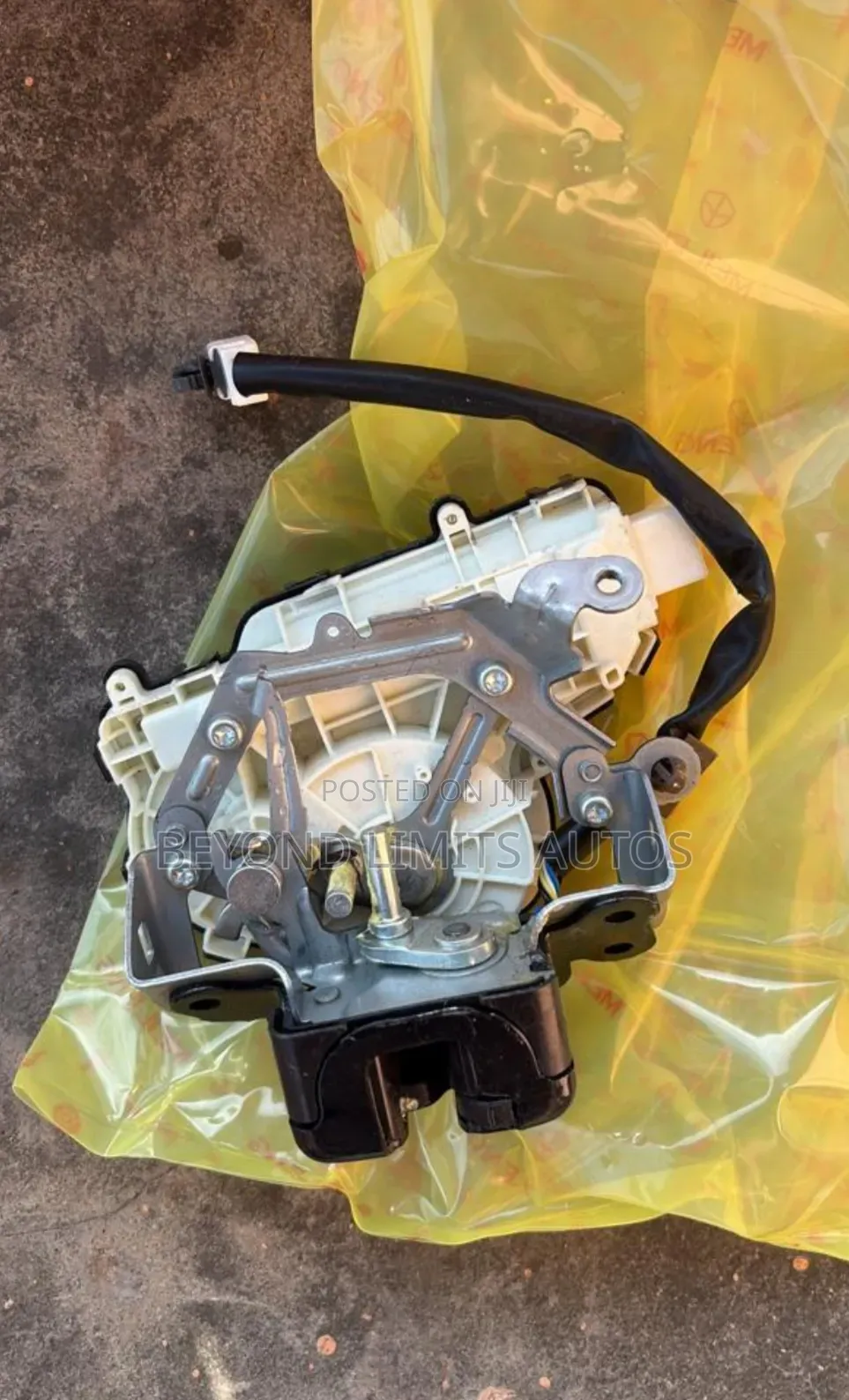 Honda Cr-v CRV 2023,2024,2025 Boot Lock