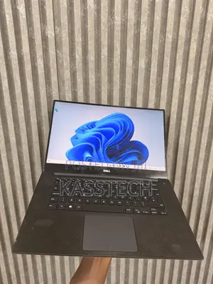 Laptop Dell XPS 15 9550 16GB Intel Core i7 SSD 256GB