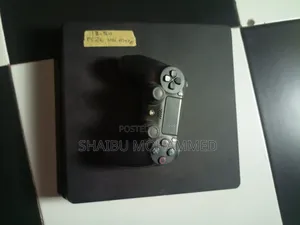Ps4 Slim (Fc26 and 5 on/Off Games Install)