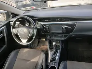 Toyota Corolla 2017 Black