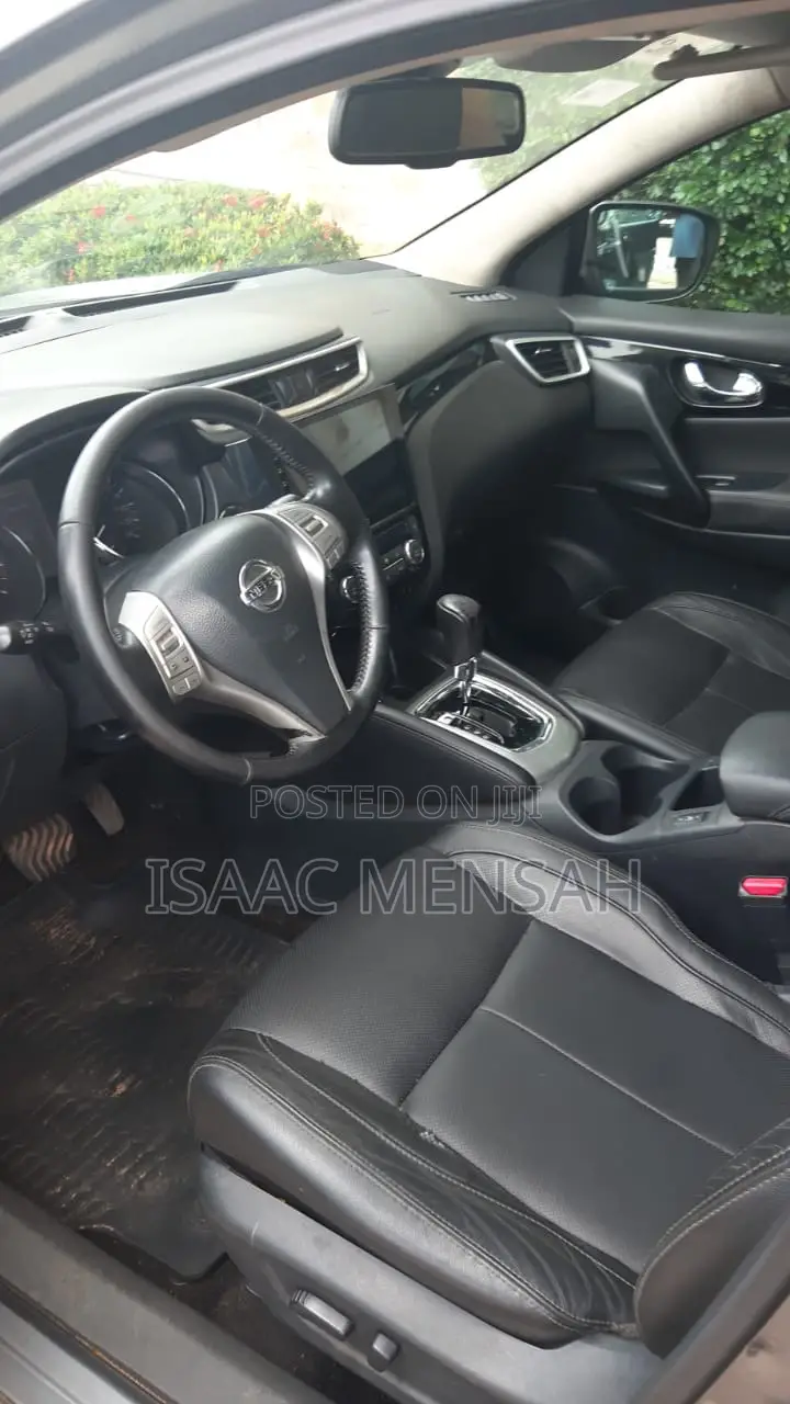 Nissan Qashqai 2016 Gray