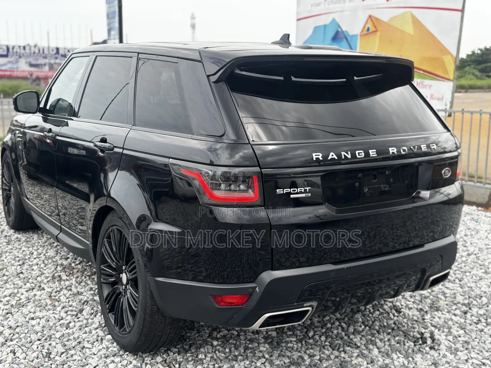 Land Rover Range Rover Sport SE 2018 Black
