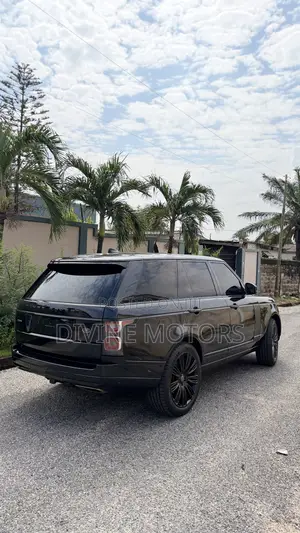 Land Rover Range Rover Vogue 2019 Black