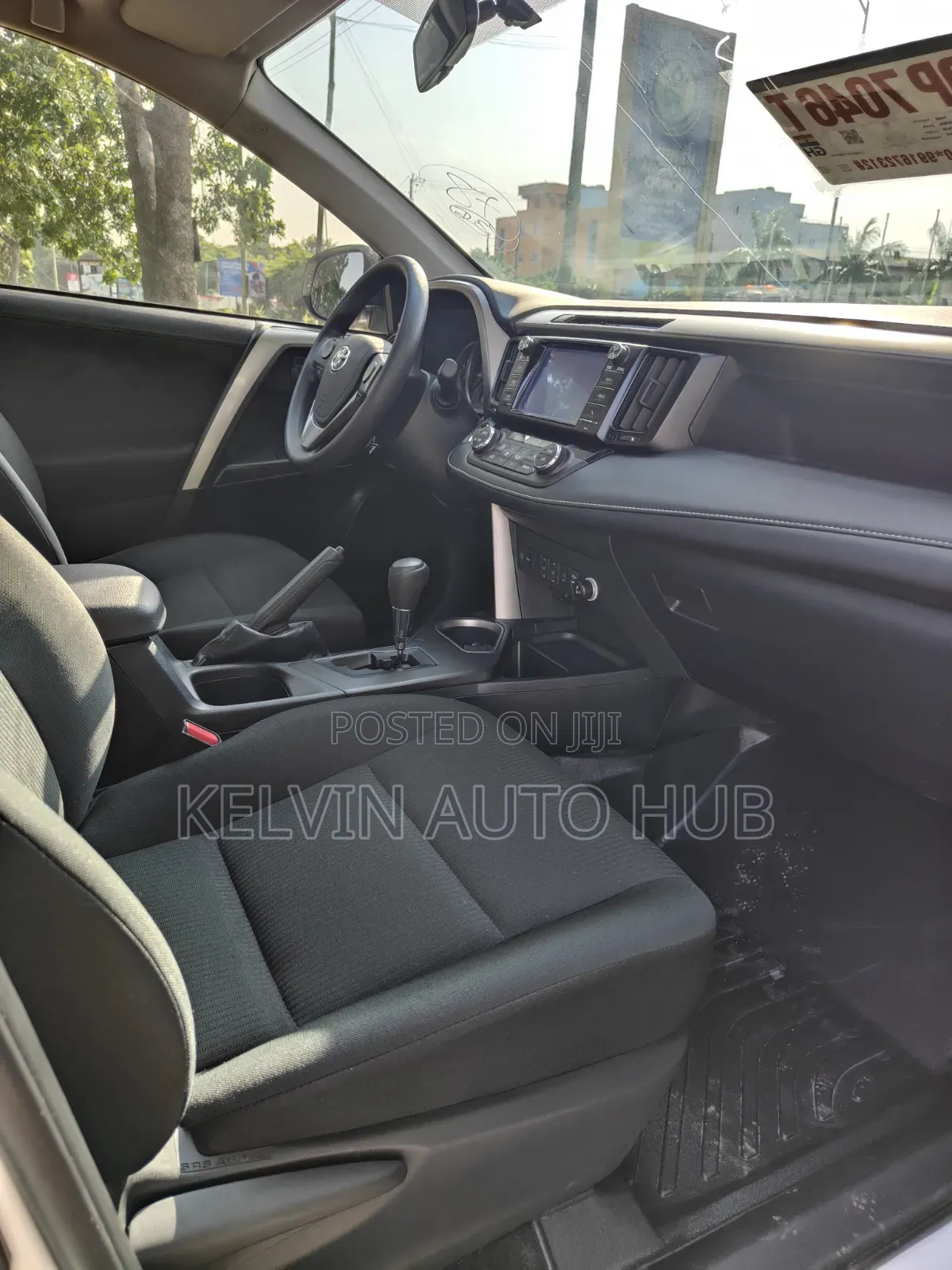 Toyota RAV4 2017 White