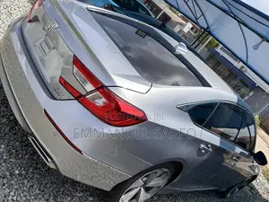 Honda Accord Touring 2.0T 2018 Silver