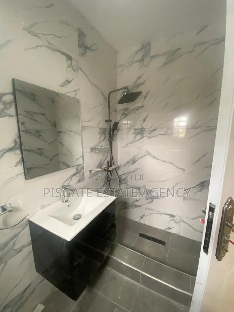 3bdrm House in Kwabenya for sale