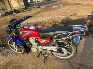 Royal RY125 2025 Red