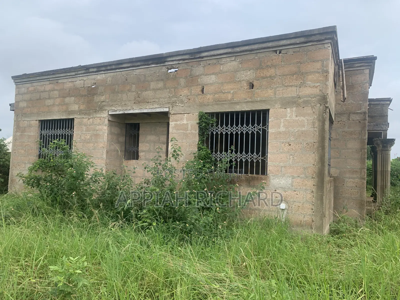 3bdrm House in Senase, Berekum Municipal for sale