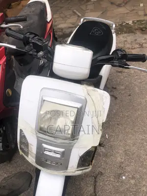 Yamaha 2025 White