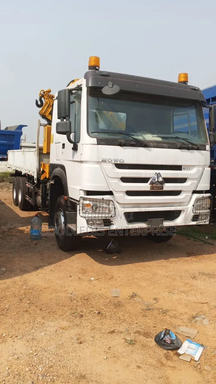 SMG Trucks,Trailer and Wheel Loaders