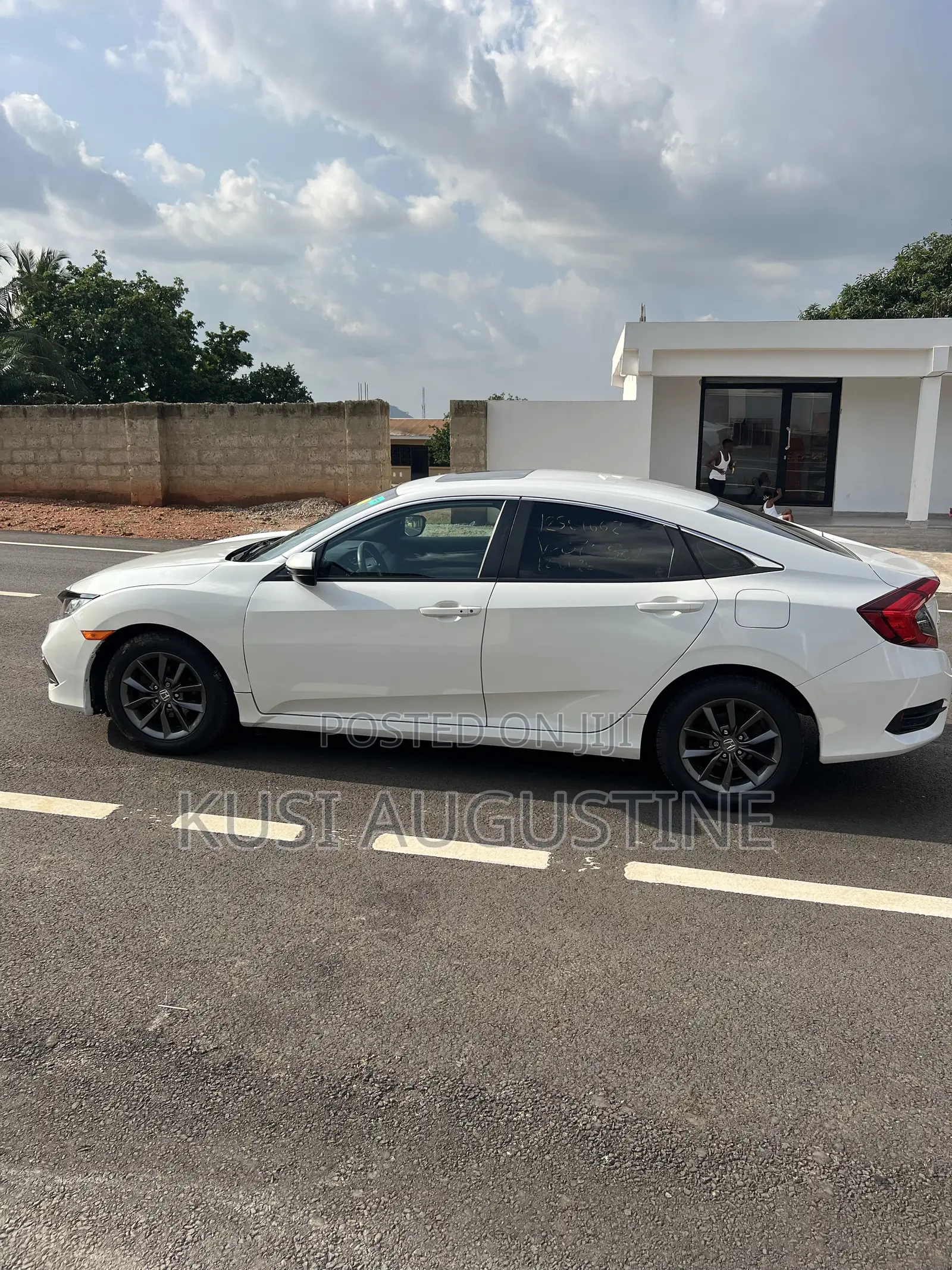 Honda Civic EX-L 2021 White
