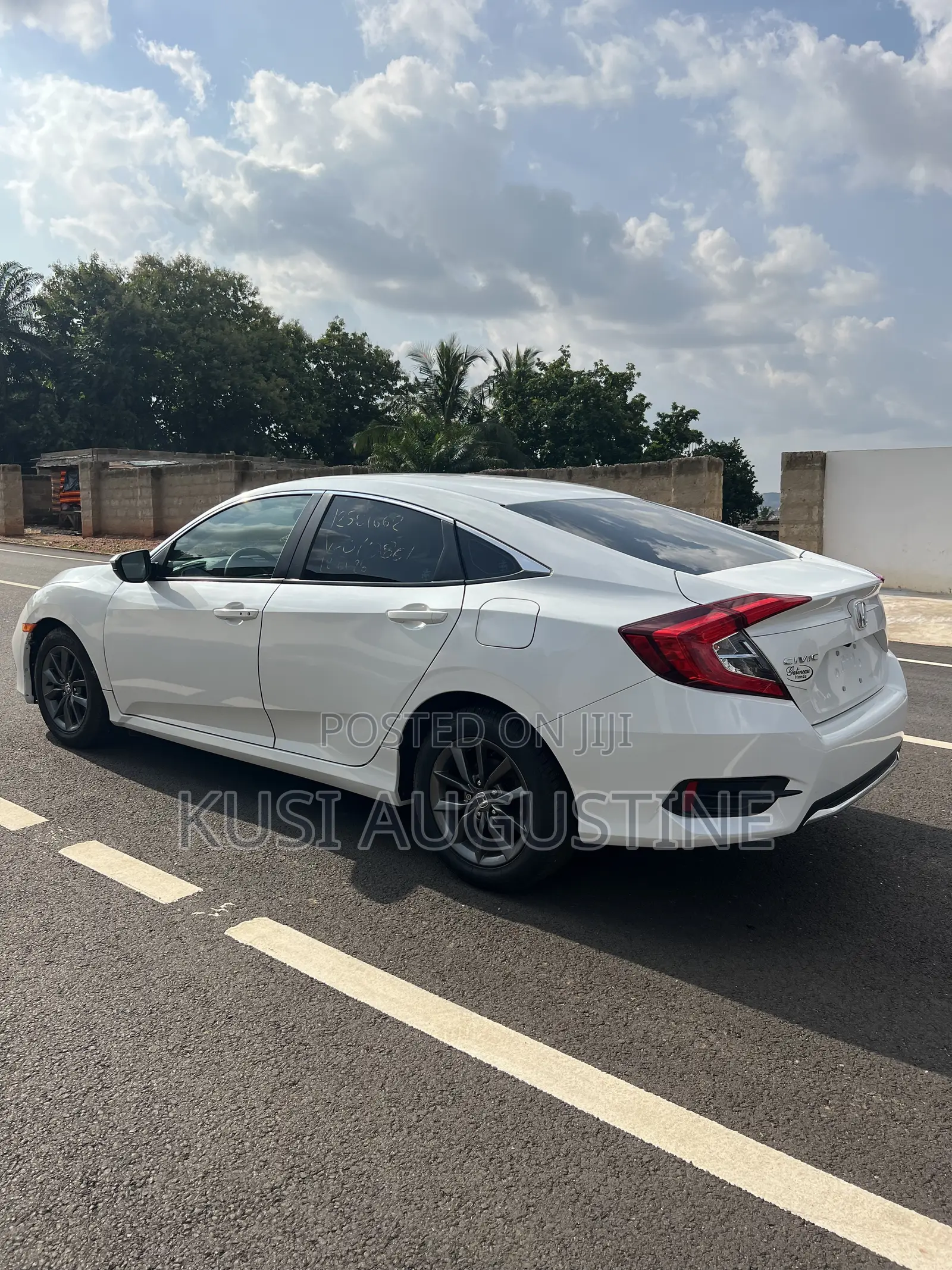 Honda Civic EX-L 2021 White