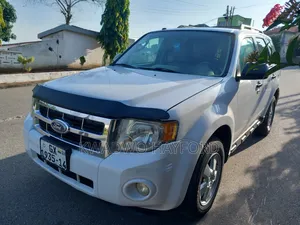 Ford Escape Limited 2010 White