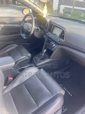 Hyundai Elantra Sport 2018 White