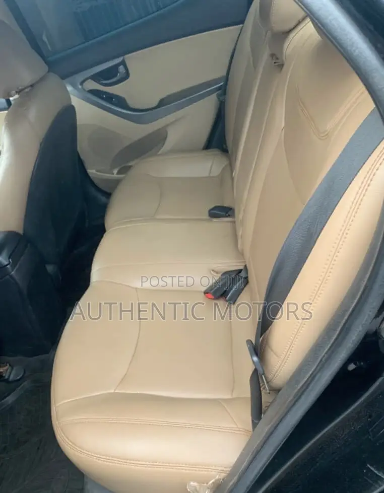 Hyundai Elantra 2013 Black