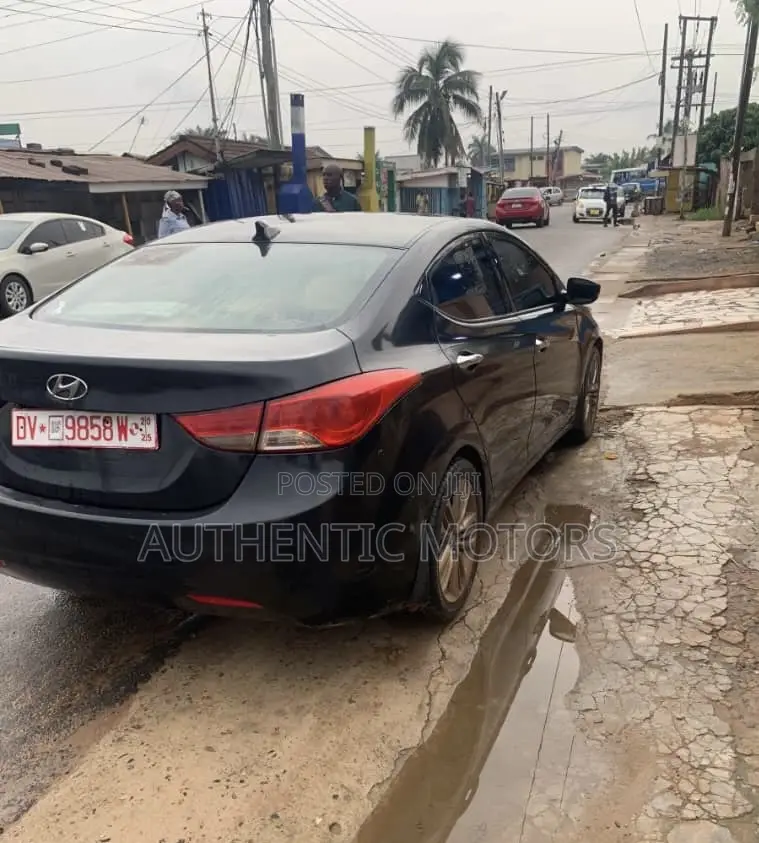 Hyundai Elantra 2013 Black