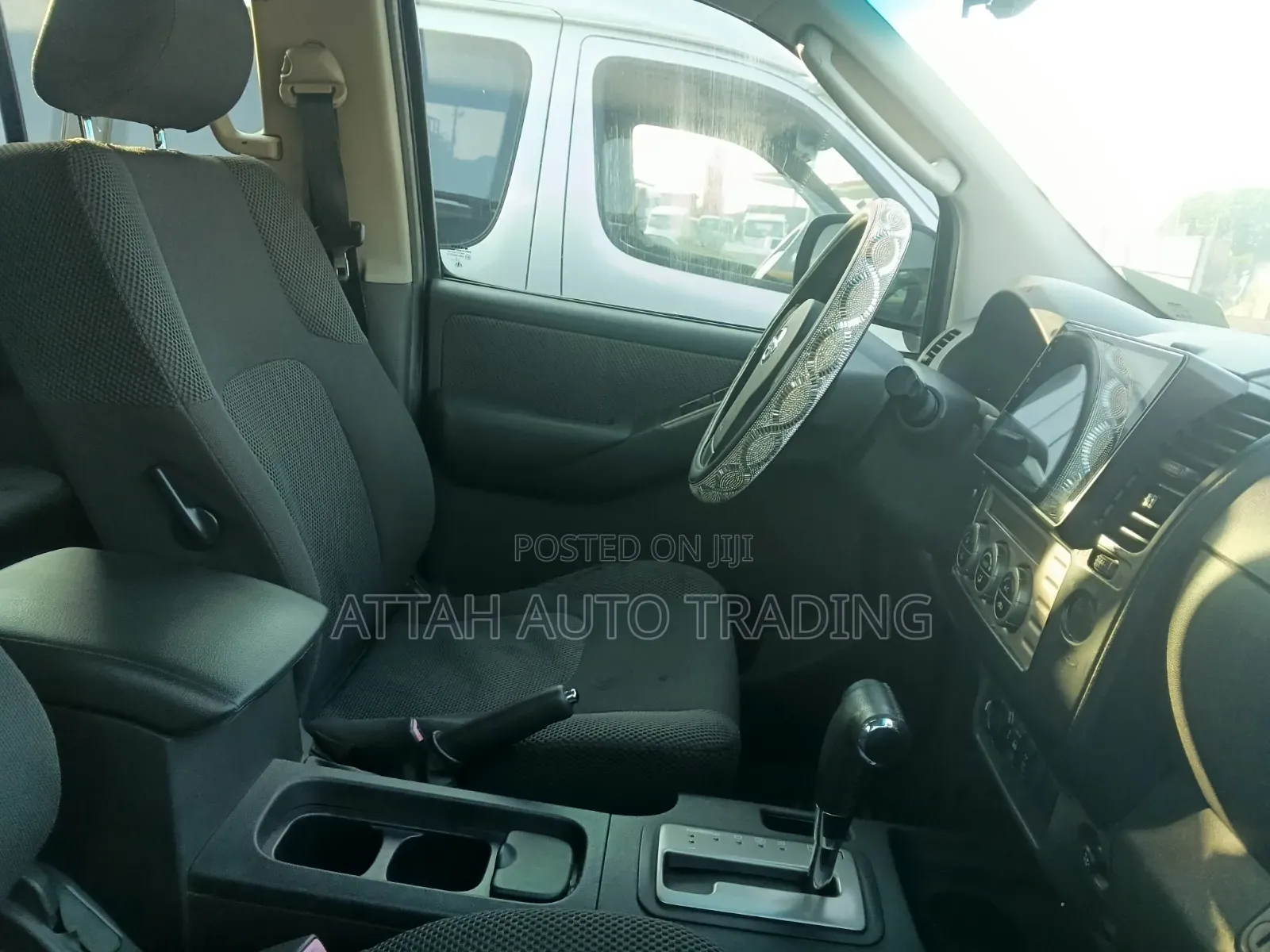 Nissan Navara 2009 Black