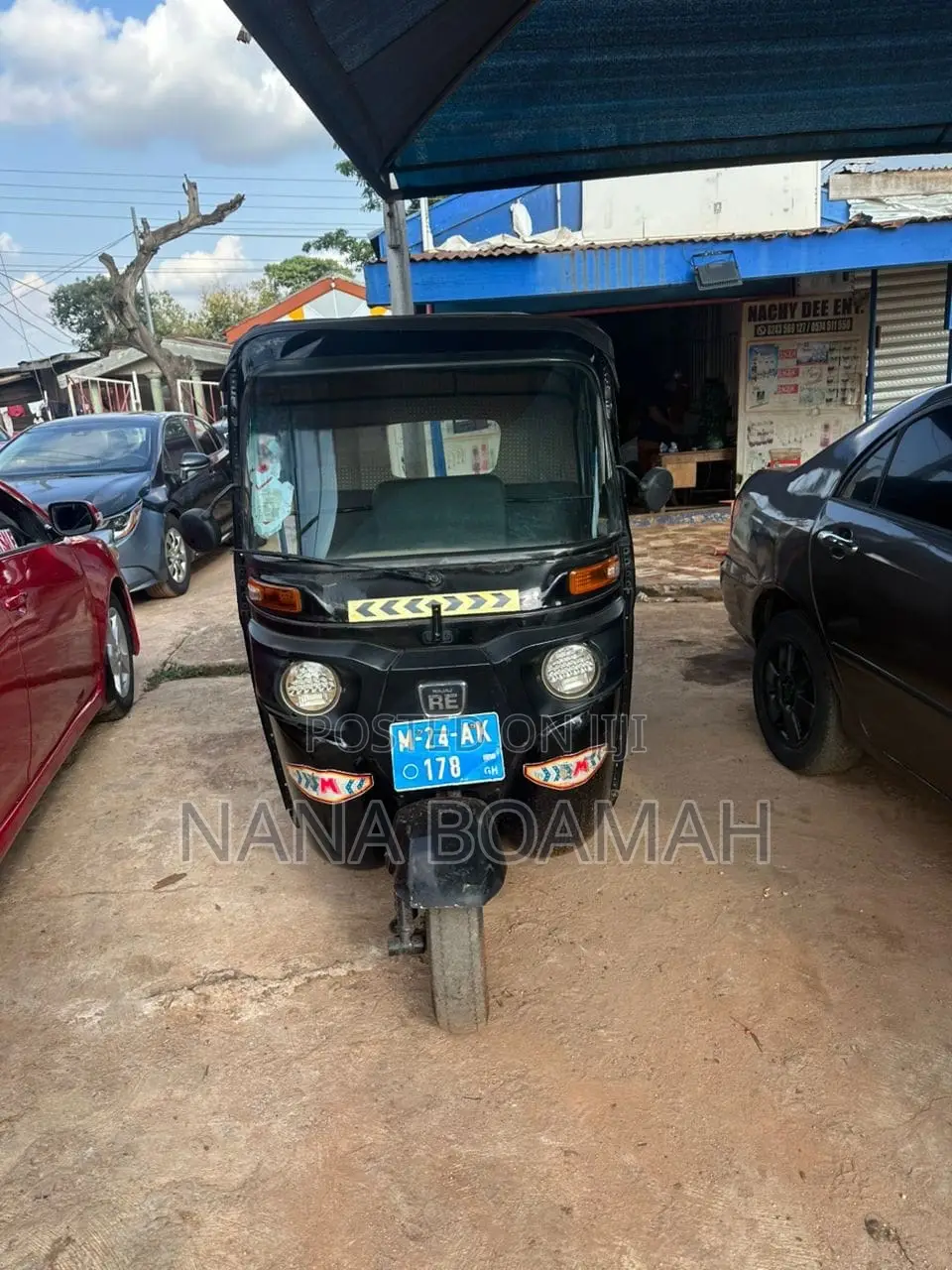 Bajaj Avenger 180 2021 Black