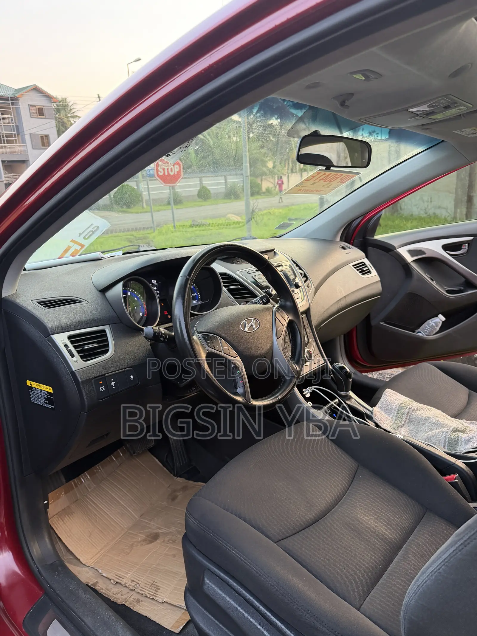 Hyundai Elantra Limited Sedan FWD (1.8L 4cyl 6A) 2016 Red