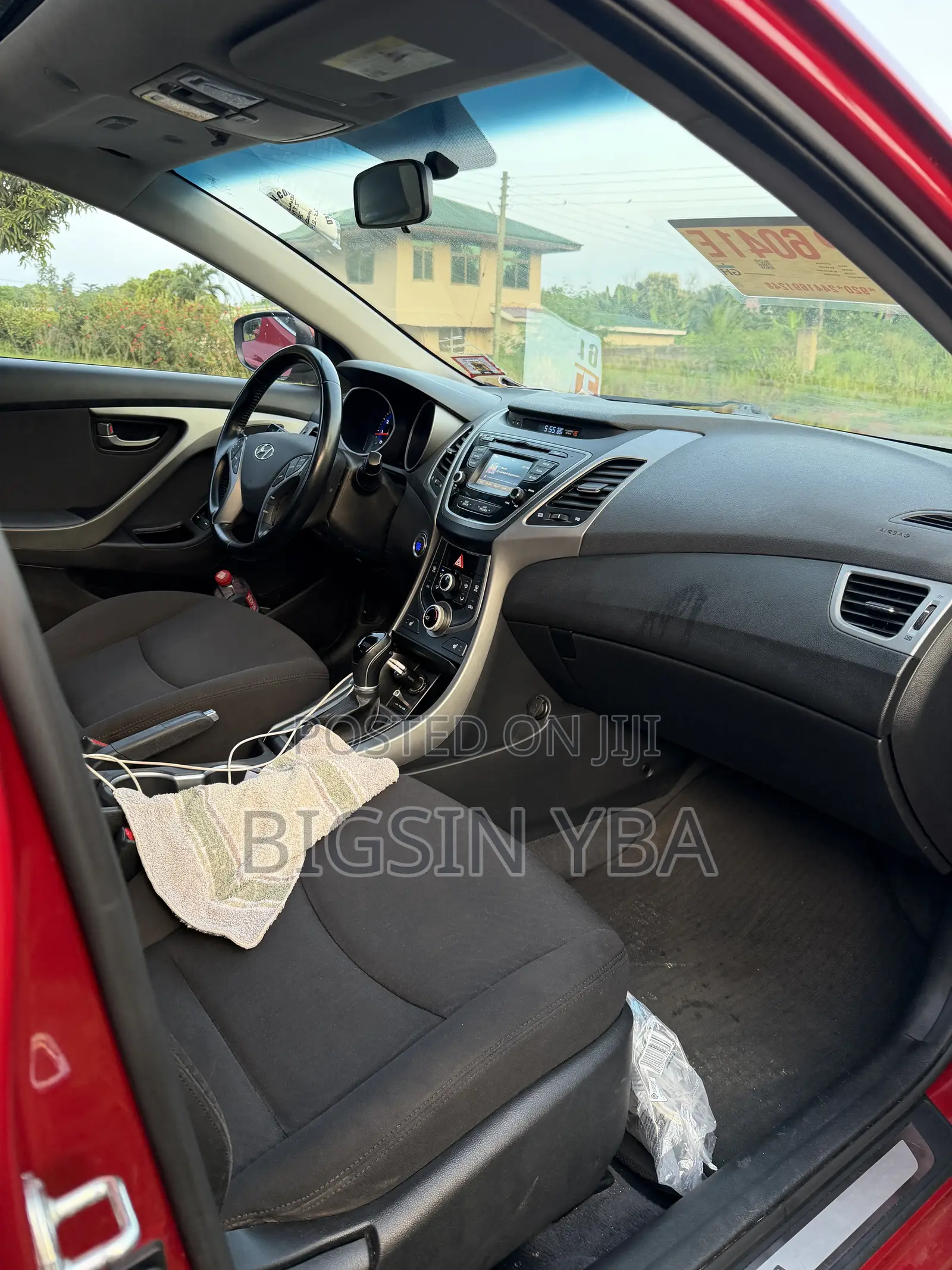 Hyundai Elantra Limited Sedan FWD (1.8L 4cyl 6A) 2016 Red