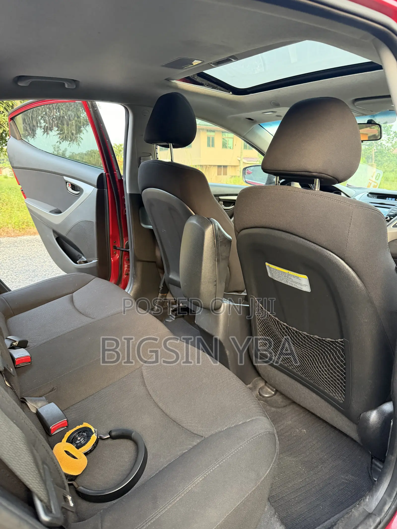Hyundai Elantra Limited Sedan FWD (1.8L 4cyl 6A) 2016 Red