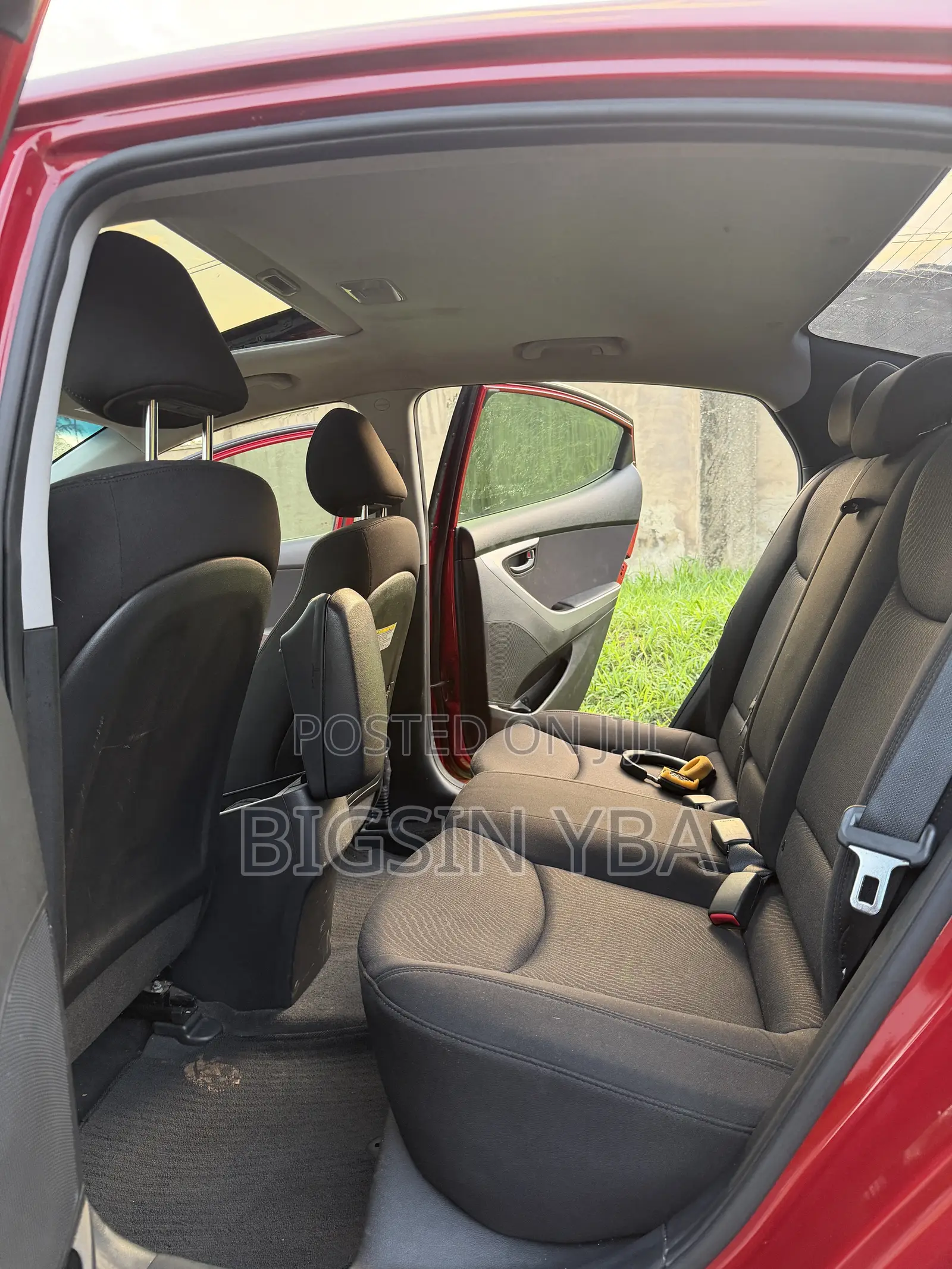 Hyundai Elantra Limited Sedan FWD (1.8L 4cyl 6A) 2016 Red