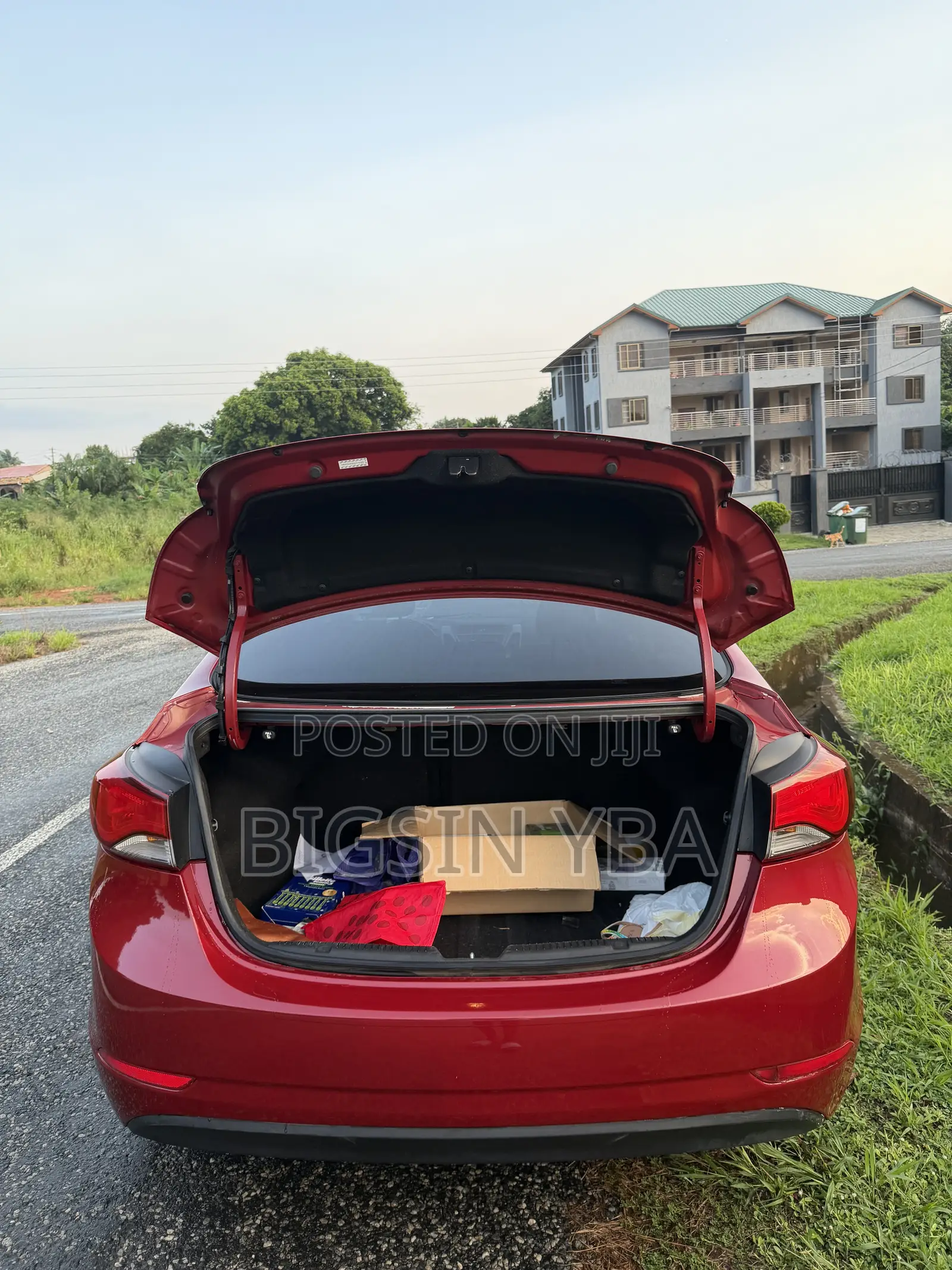 Hyundai Elantra Limited Sedan FWD (1.8L 4cyl 6A) 2016 Red