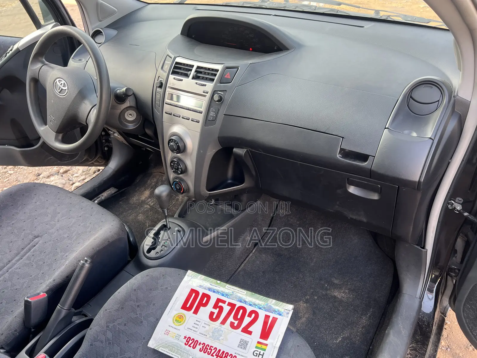 Toyota Vitz 1.3 AWD 3dr 2010 Black