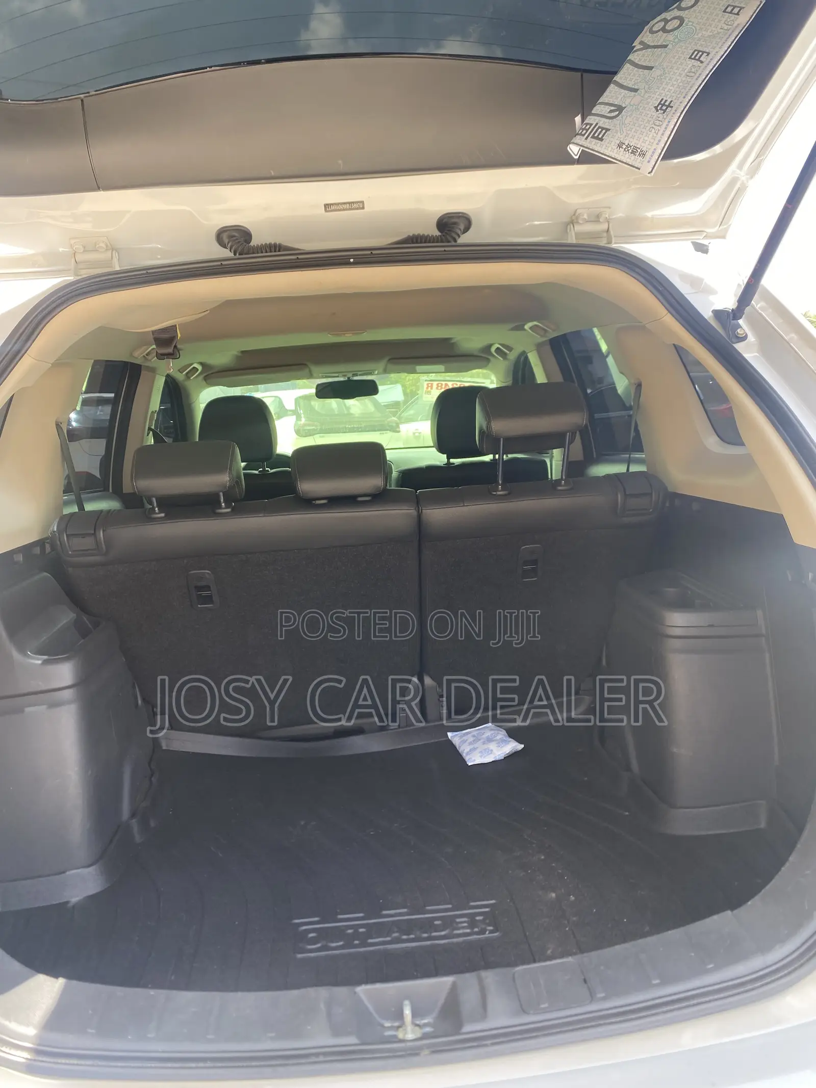 Mitsubishi Outlander 2018 White