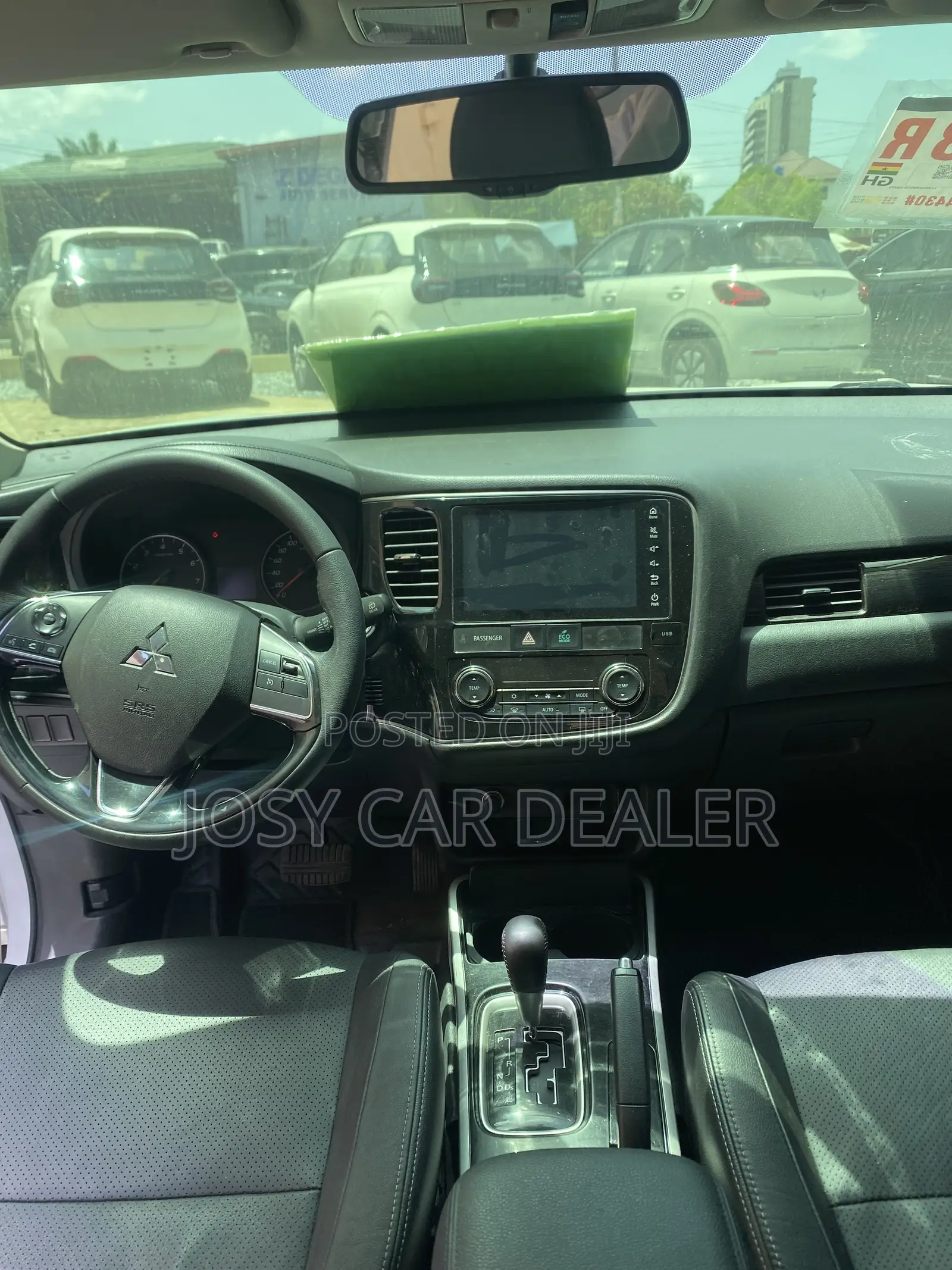 Mitsubishi Outlander 2018 White