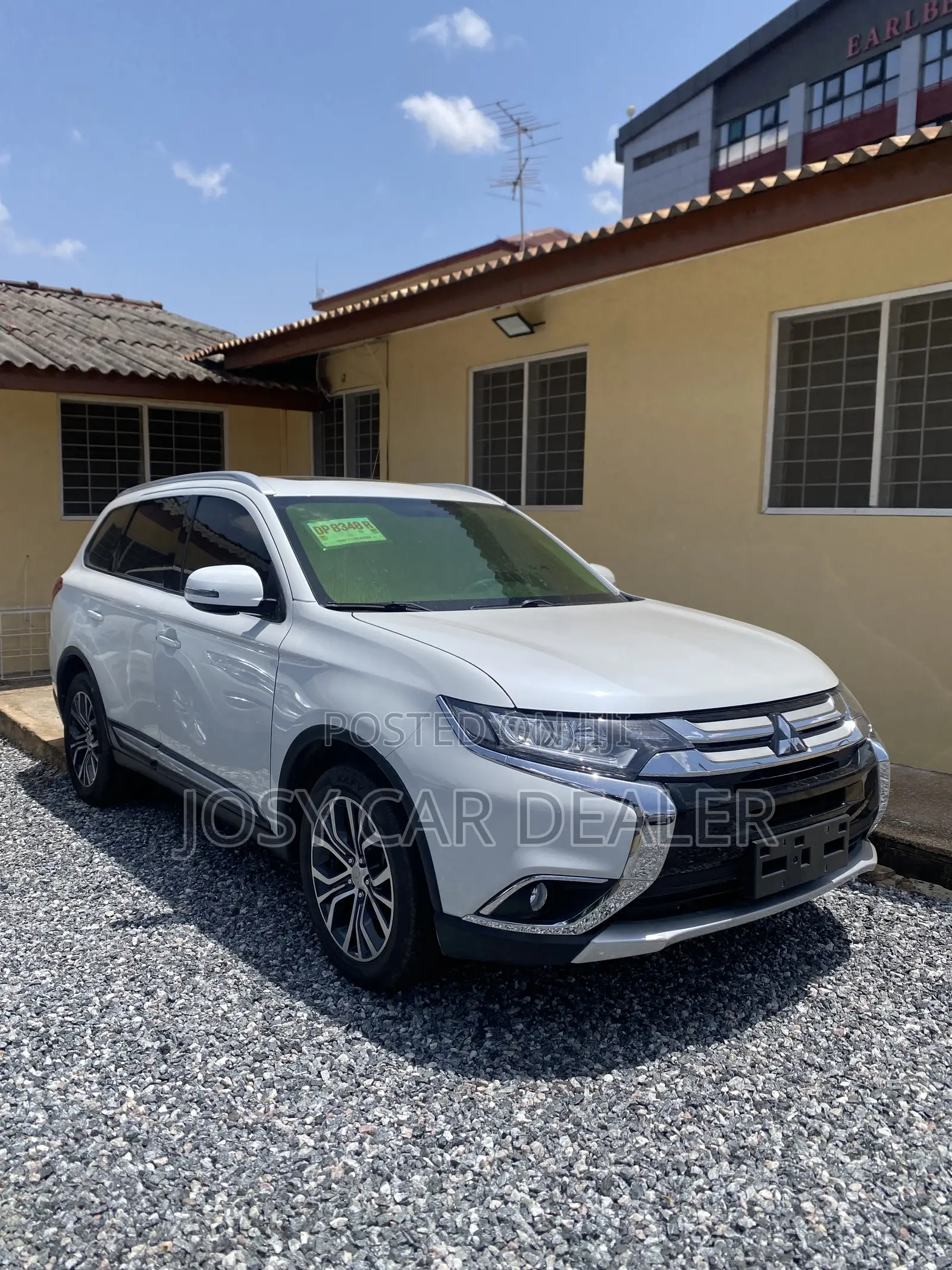 Mitsubishi Outlander 2018 White