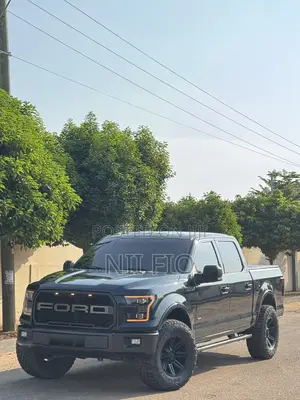 Ford F-150 XLT 4dr SuperCab 8 ft. LB (2.7L 6cyl Turbo 6A) 2015 Black