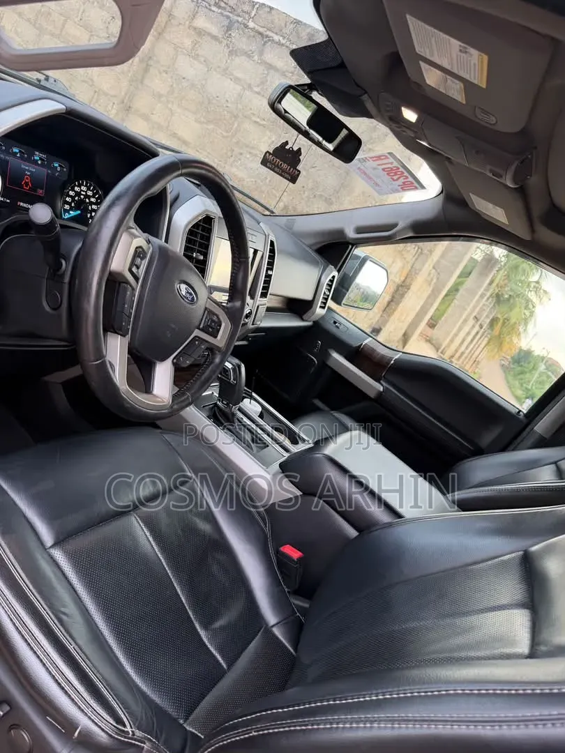 Ford F-150 2020 Black