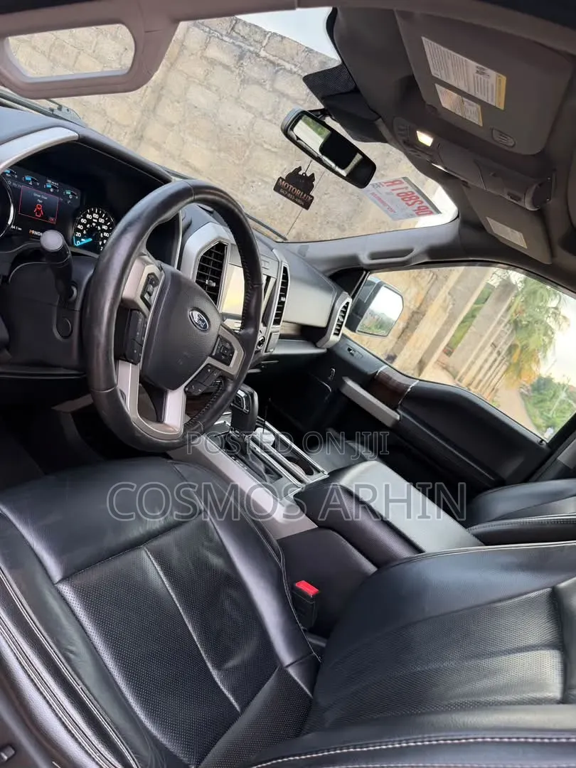 Ford F-150 2020 Black
