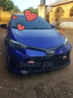 Toyota Corolla SE (1.8L 4cyl 2A) 2019 Blue