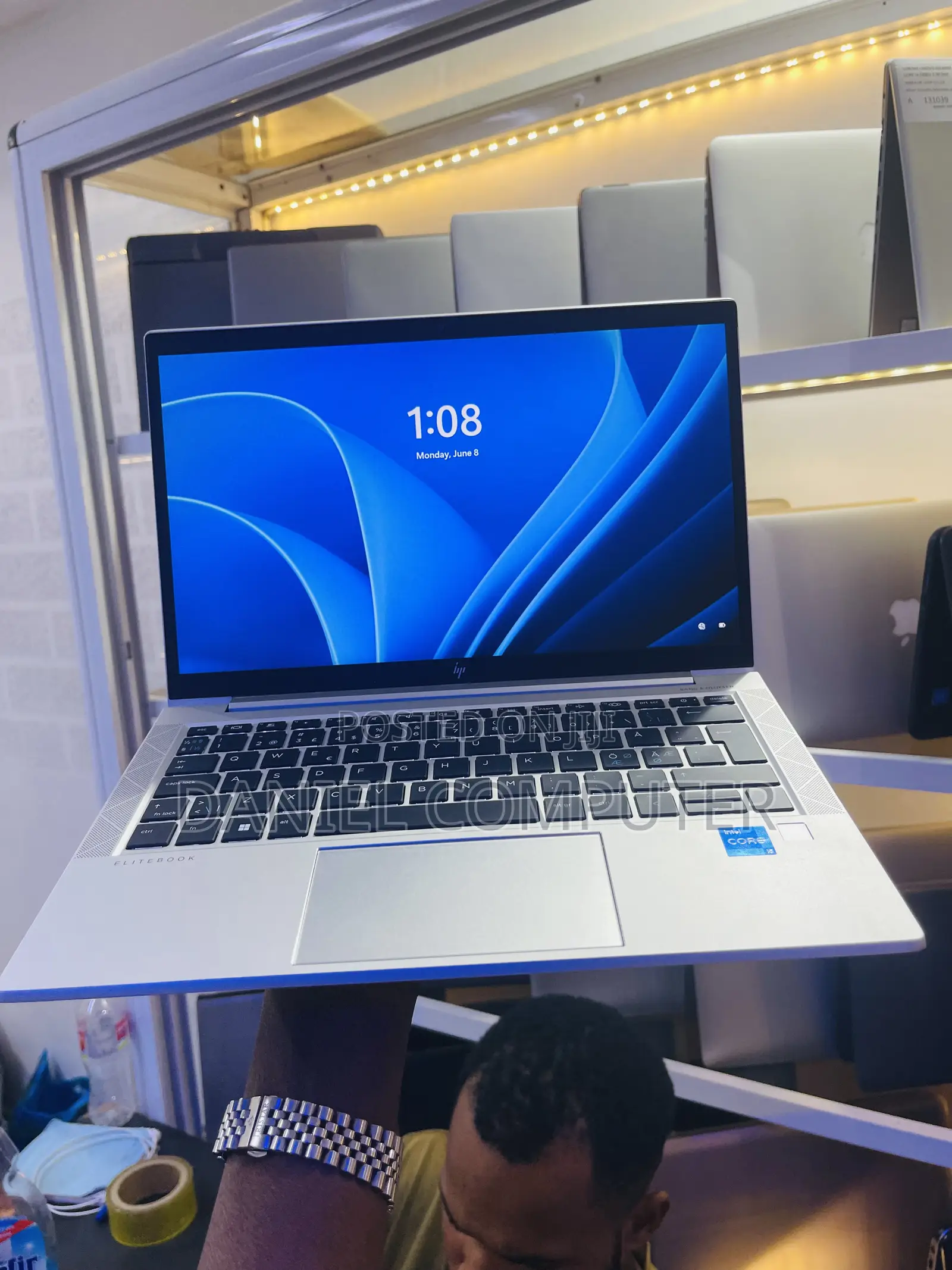 Laptop HP EliteBook 830 G8 8GB Intel Core i5 SSD 512GB