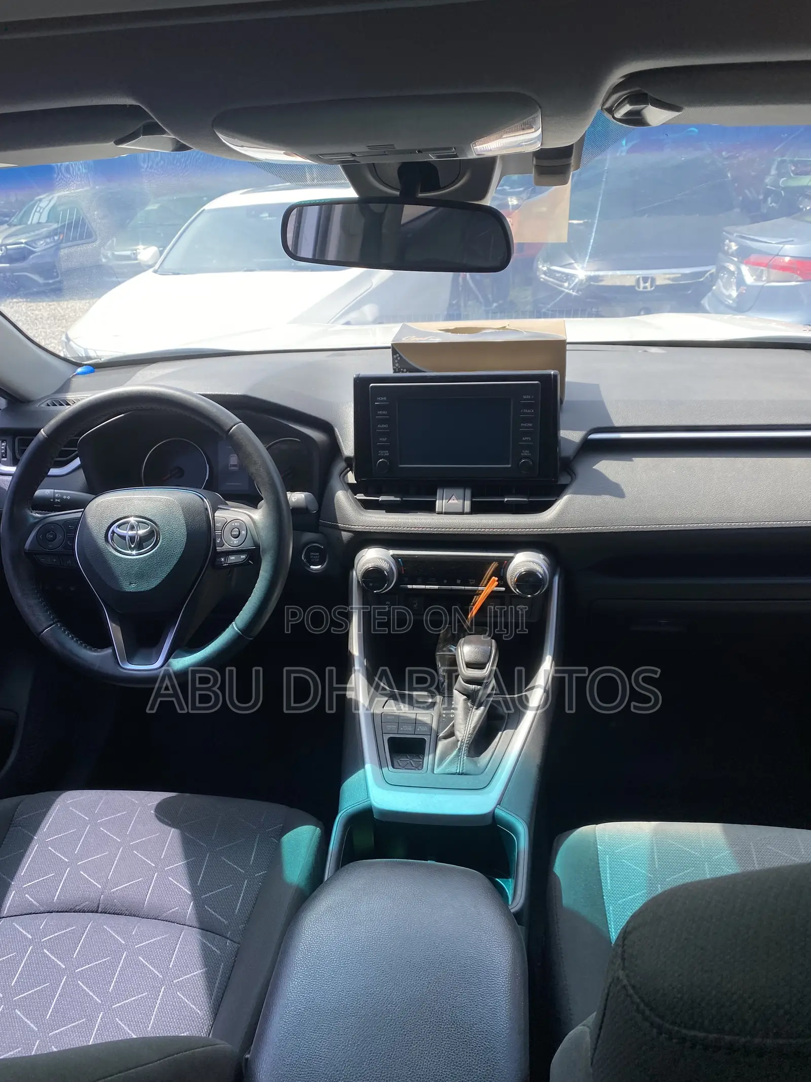 Toyota RAV4 Limited 2022 White