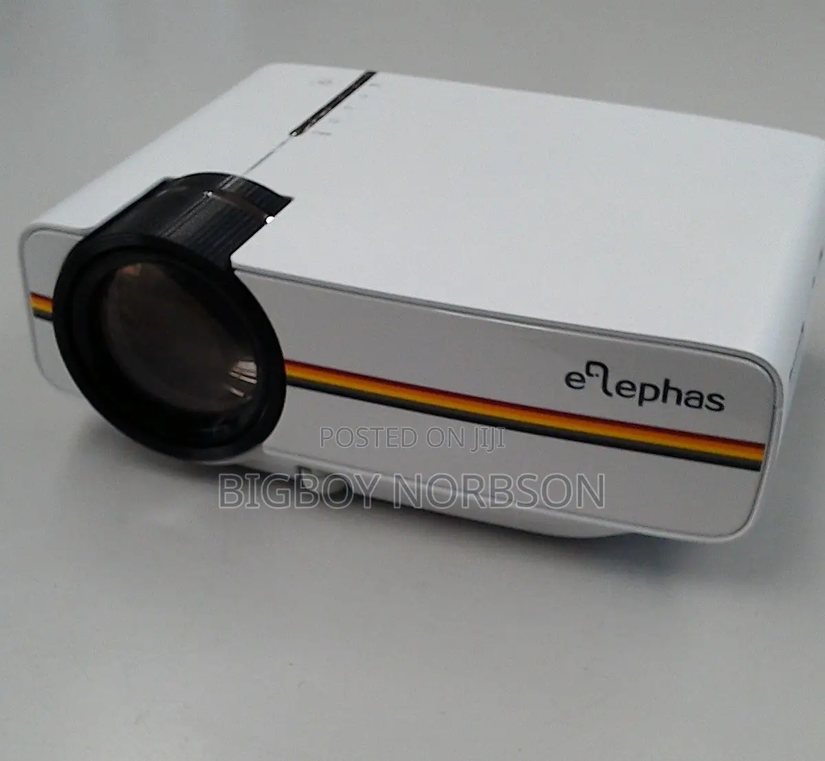 Elephas Projector