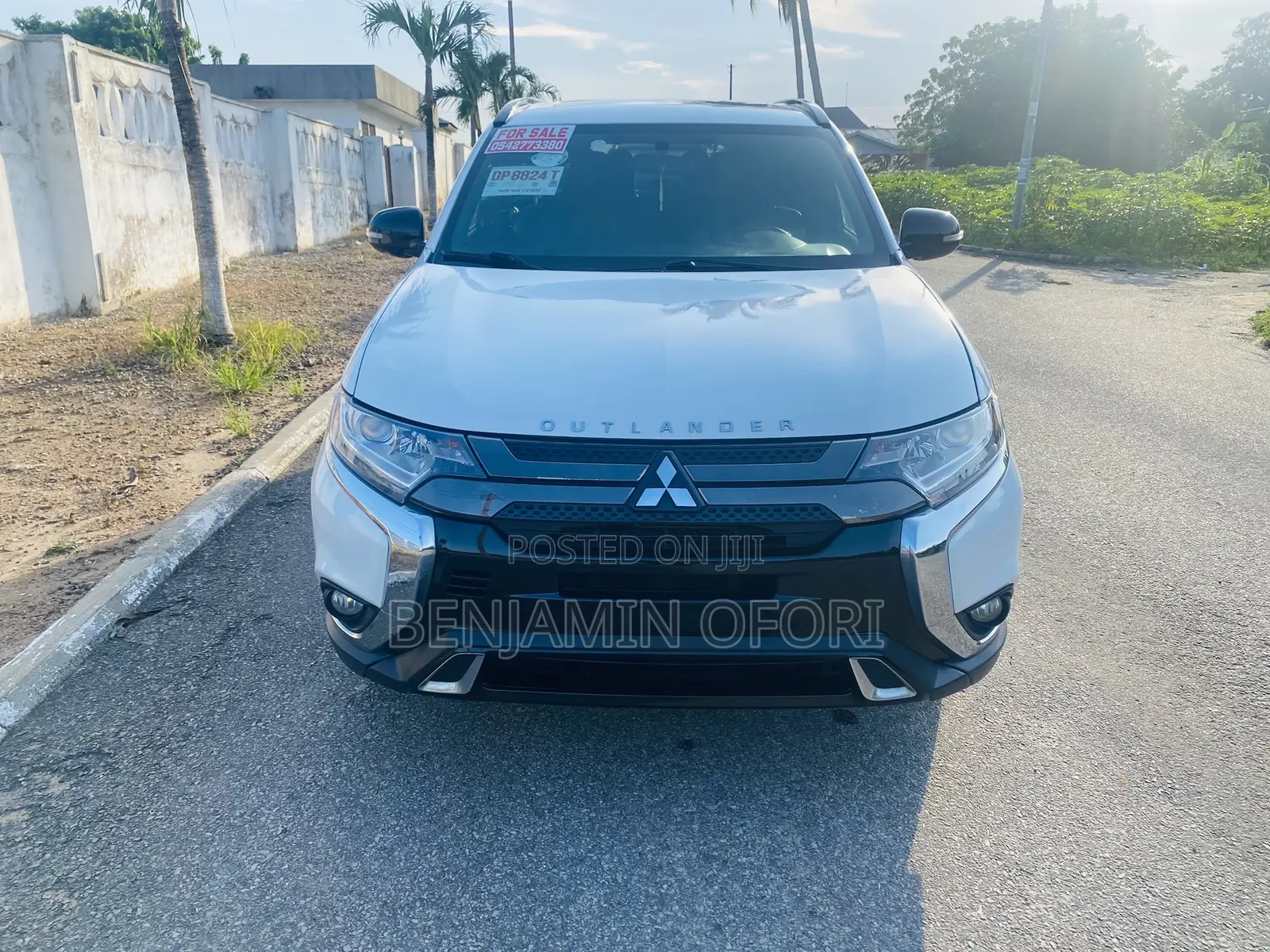 Mitsubishi Outlander LE FWD 2019 White