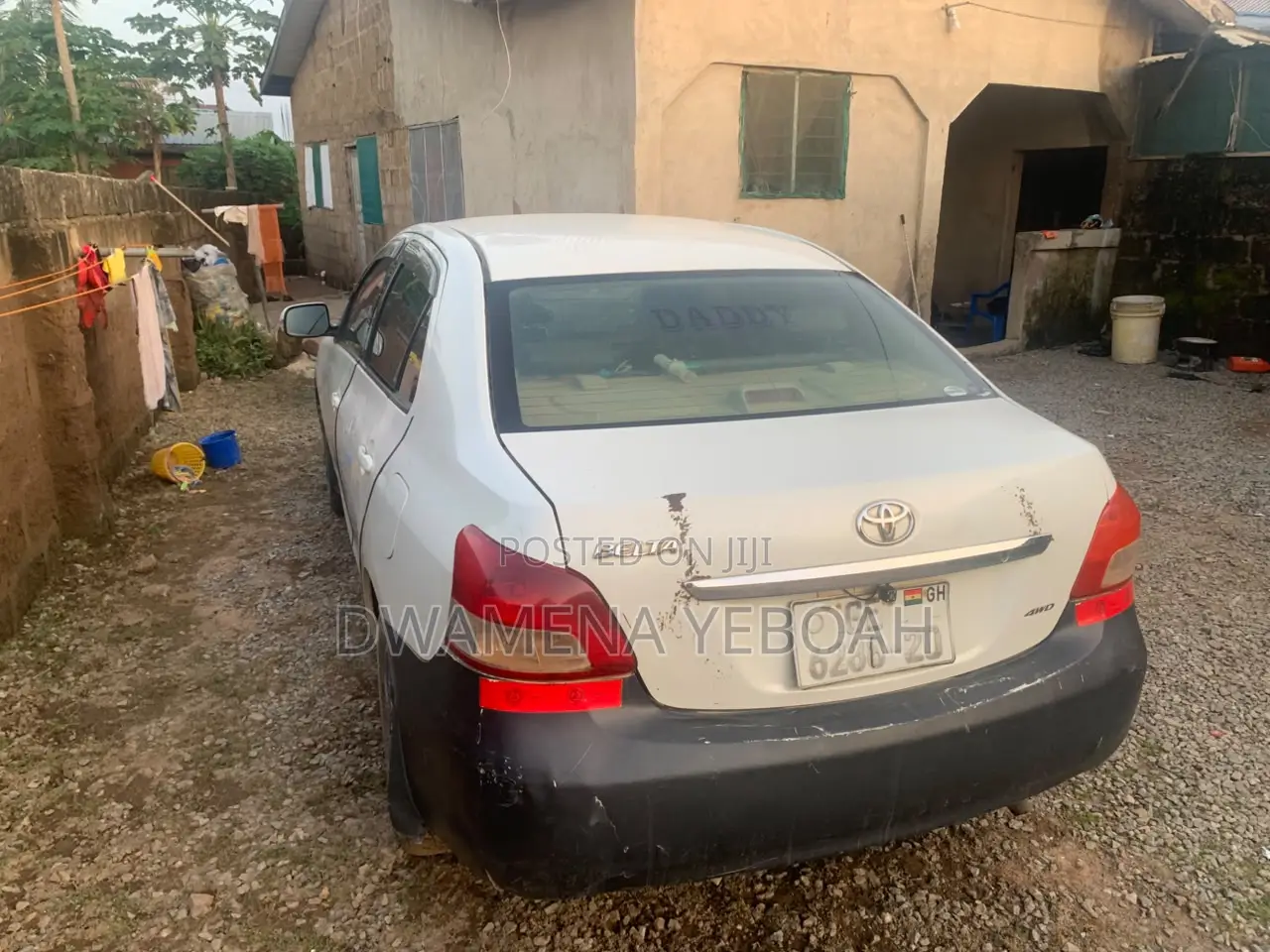 Toyota Belta 2010 White