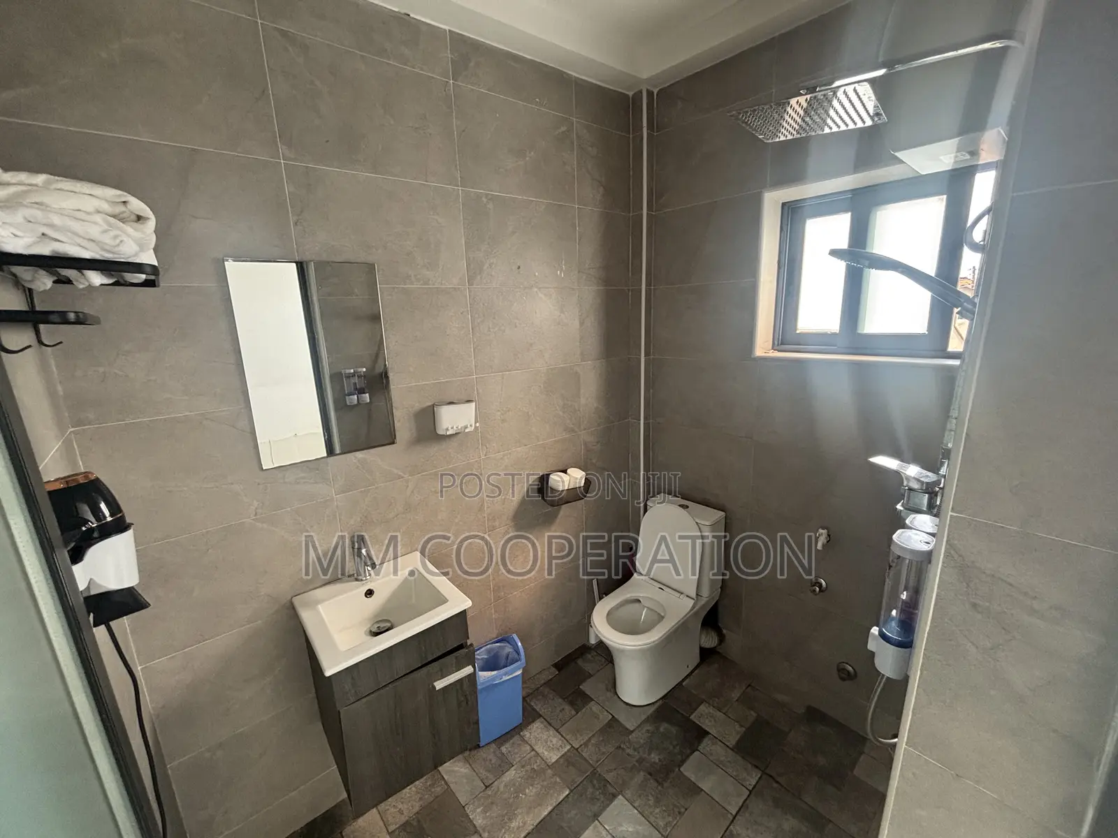 Furnished Studio Apartment in Apartment, East Legon for sale